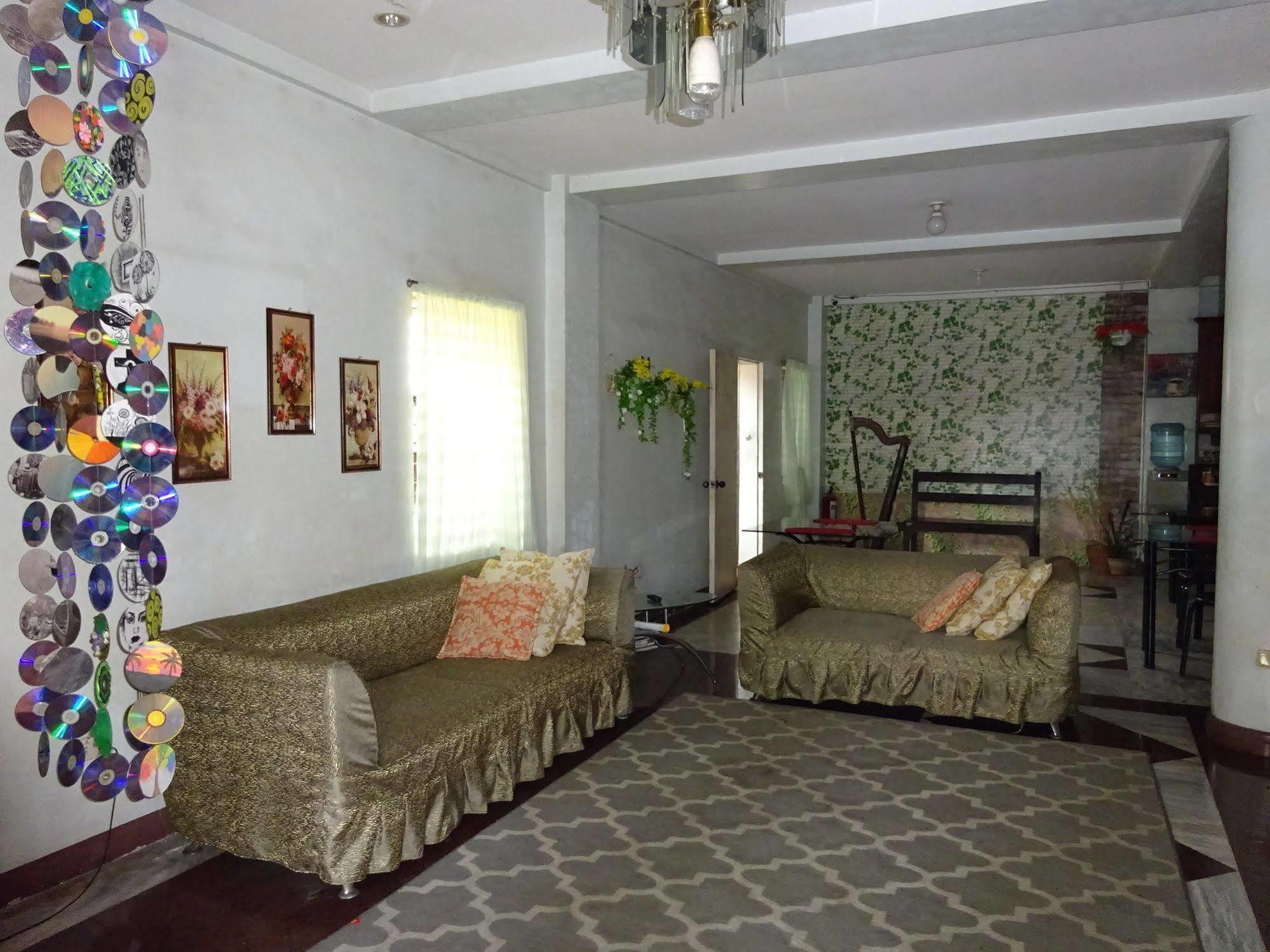 Pe're Aristo pensión Mandaue Exterior foto