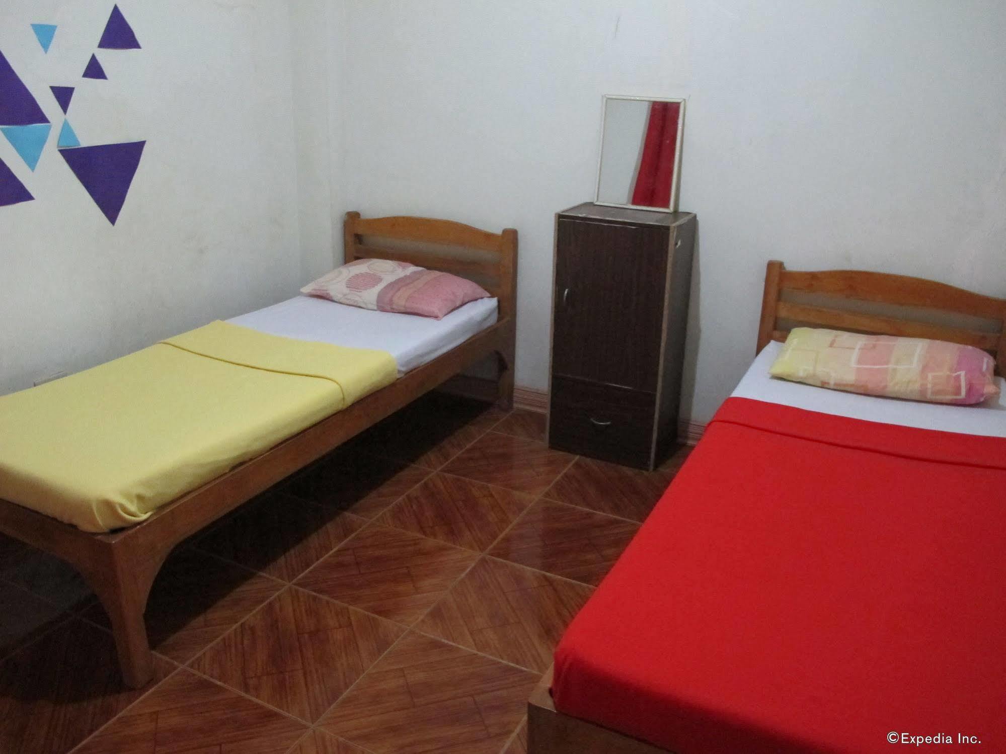 Pe're Aristo pensión Mandaue Exterior foto