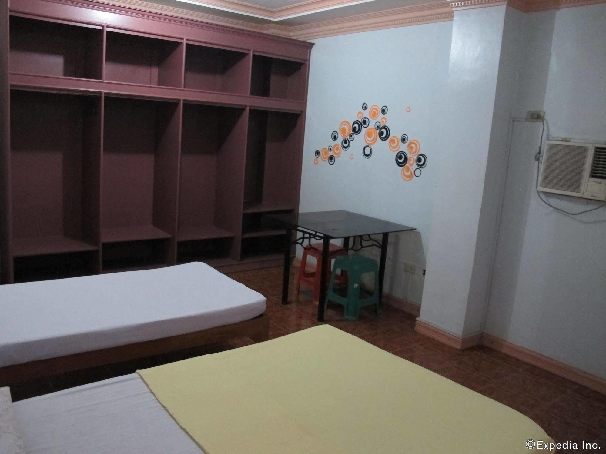Pe're Aristo pensión Mandaue Exterior foto