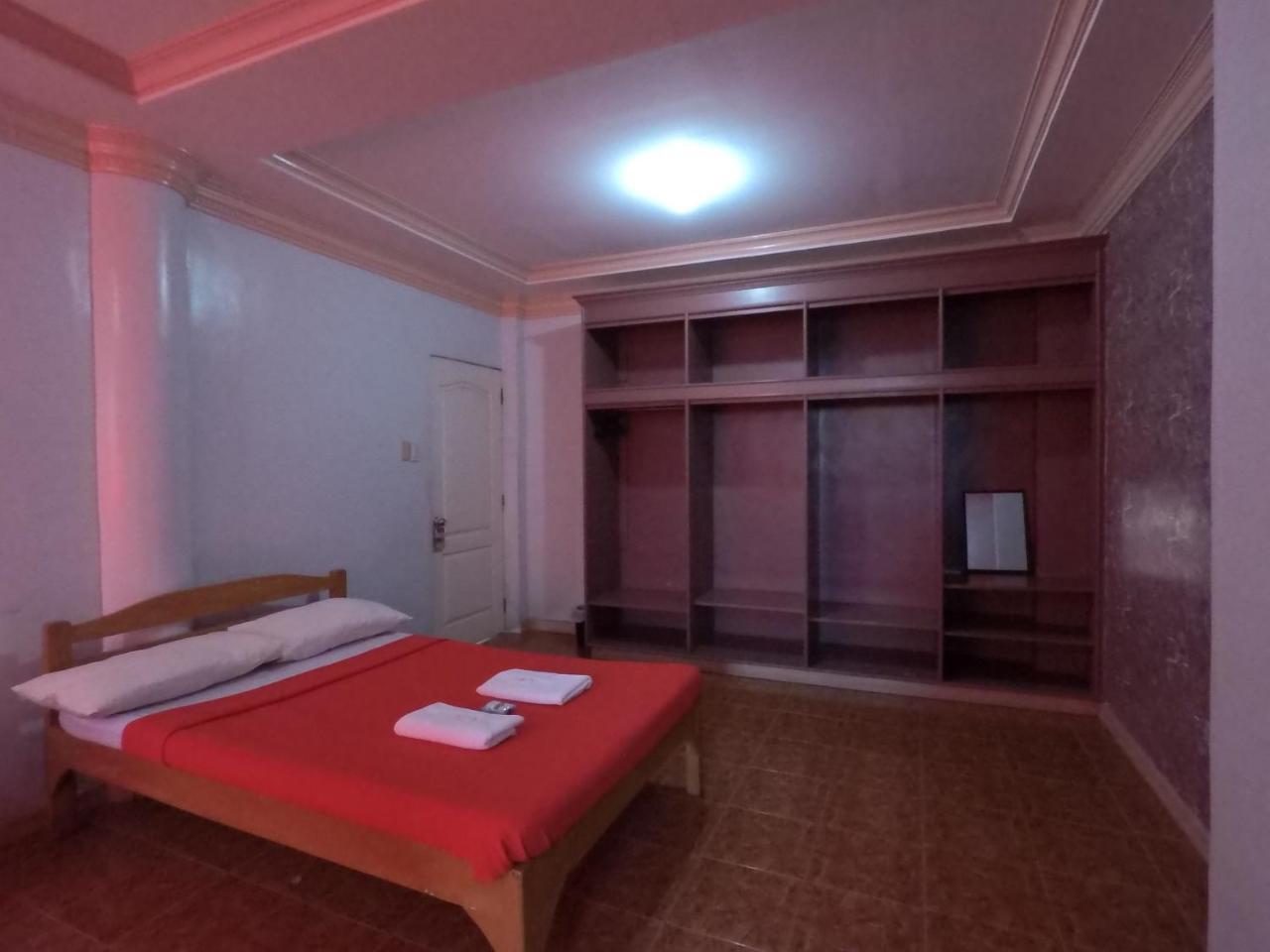 Pe're Aristo pensión Mandaue Exterior foto