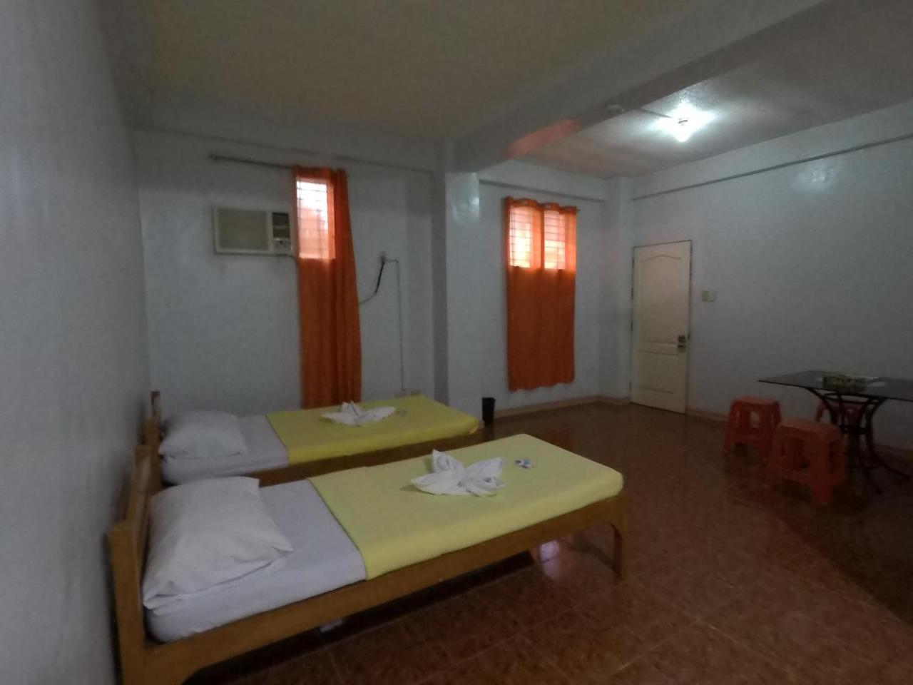 Pe're Aristo pensión Mandaue Exterior foto
